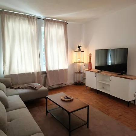 Door Dachterrasse & Parkplatz Daire